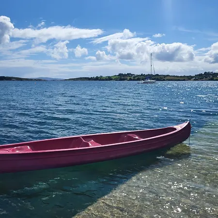 The Boat House Waterside Holiday home *